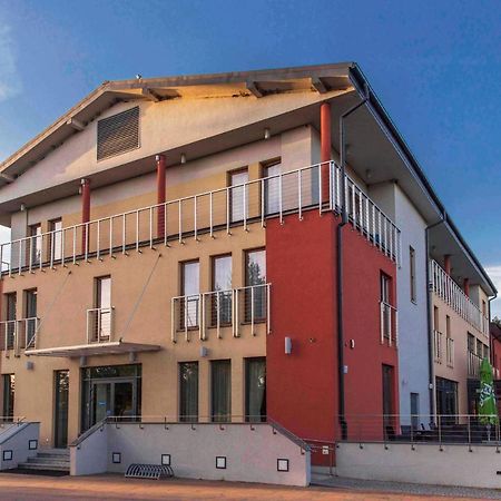 Centrum Wypoczynkowo-Konferencyjne Solaris Łazy Εξωτερικό φωτογραφία