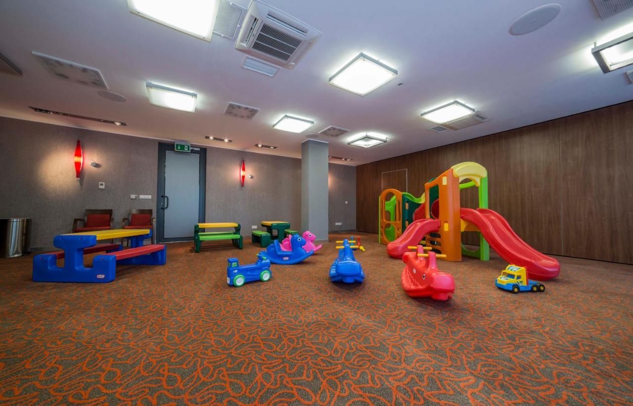 Centrum Wypoczynkowo-Konferencyjne Solaris Łazy Εξωτερικό φωτογραφία